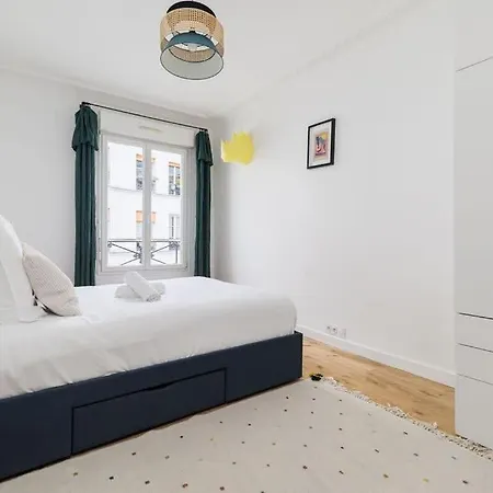 8 Joubert - 3bdr Galeries Lafayette *